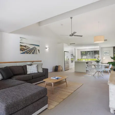 Noosa Gem! Walking Distance To Cafes - Shops - Sunshine Beach And Dog Beach Exterior photo