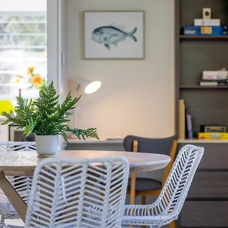 Noosa Gem! Walking Distance To Cafes - Shops - Sunshine Beach And Dog Beach Exterior photo